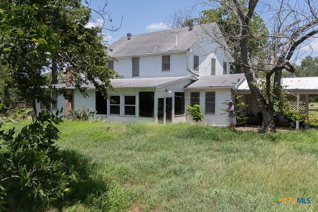 3508 Moulton Road, Gonzales, TX 78629