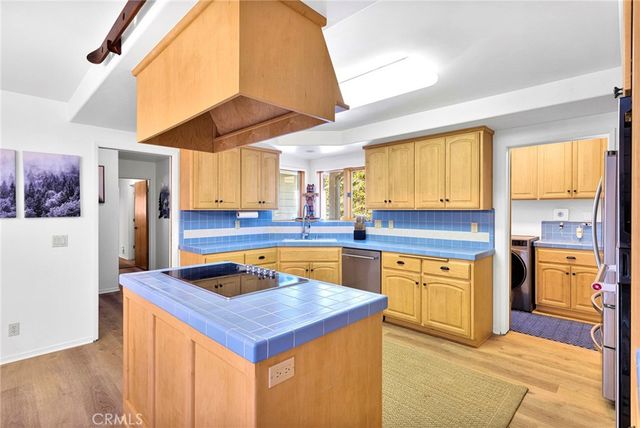 556 Killington, Big Bear Lake, CA 92315
