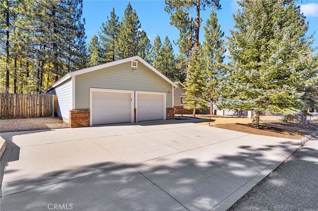 556 Killington, Big Bear Lake, CA 92315