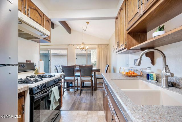 246 W Vineyard Avenue, Oxnard, CA 93036