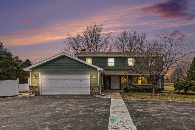 3002 N Maple Tree Lane, Wadsworth, IL 60083