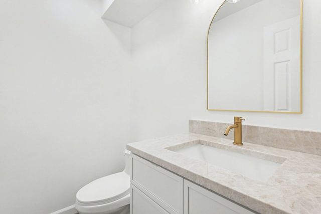 3002 N Maple Tree Lane, Wadsworth, IL 60083