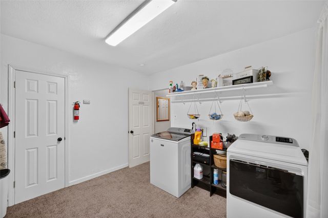 315 Diehl Avenue, Des Moines, IA 50315