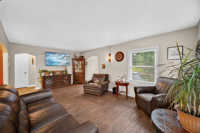 315 Diehl Avenue, Des Moines, IA 50315