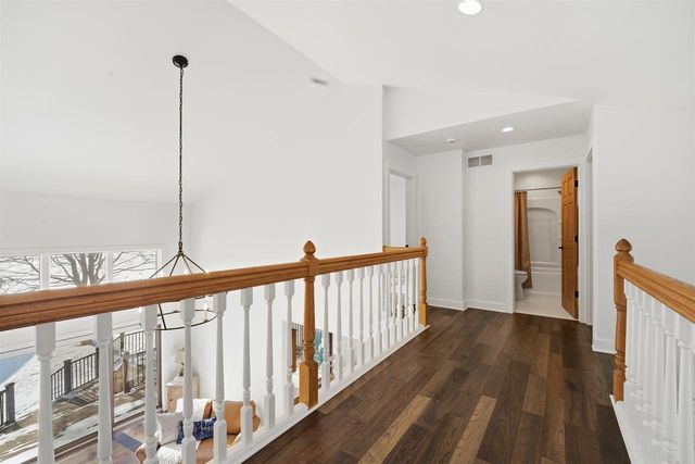 6097 E LYNGAAS ROAD, Winneconne, WI 54986