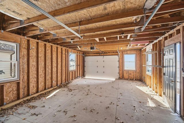 6097 E LYNGAAS ROAD, Winneconne, WI 54986