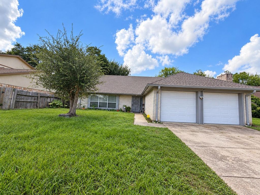 1823 Mandrill Lane, Houston, TX 77067