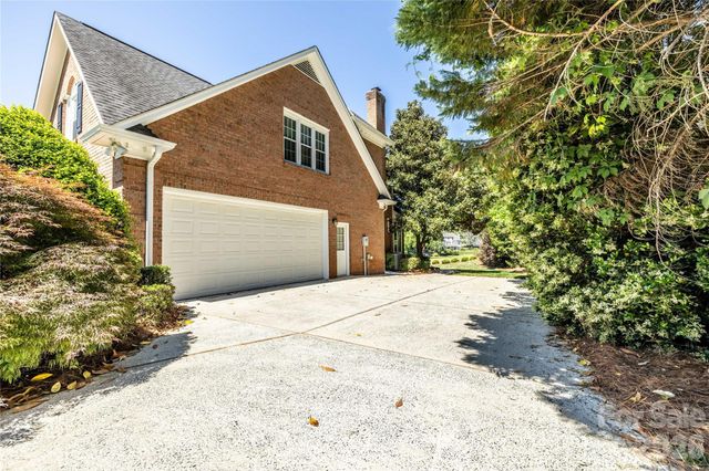 15709 Ballantyne Country Club Drive, Charlotte, NC 28277