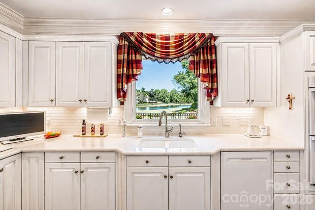15709 Ballantyne Country Club Drive, Charlotte, NC 28277