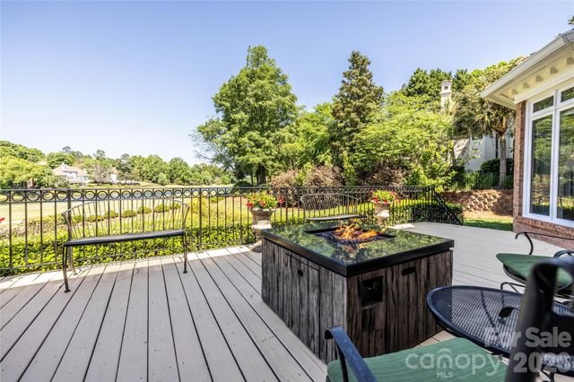 15709 Ballantyne Country Club Drive, Charlotte, NC 28277