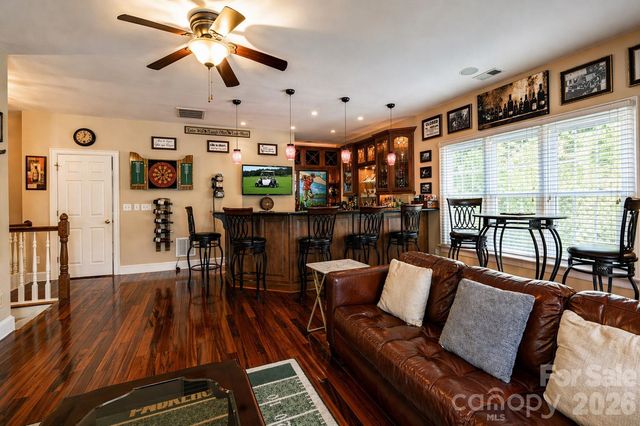 15709 Ballantyne Country Club Drive, Charlotte, NC 28277
