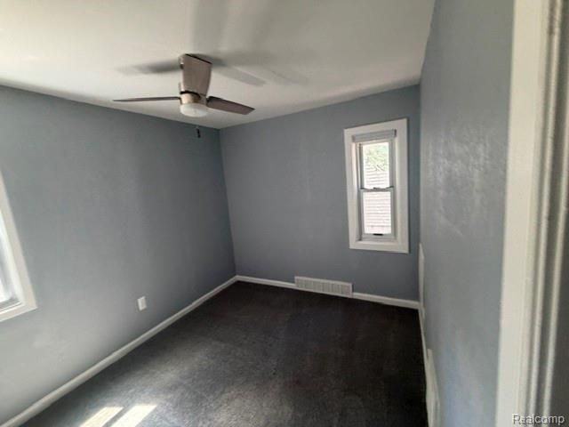 227 W Strathmore Avenue, Pontiac, MI 48340