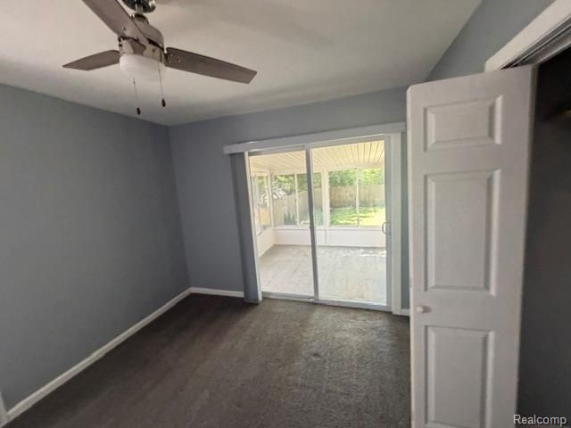227 W Strathmore Avenue, Pontiac, MI 48340
