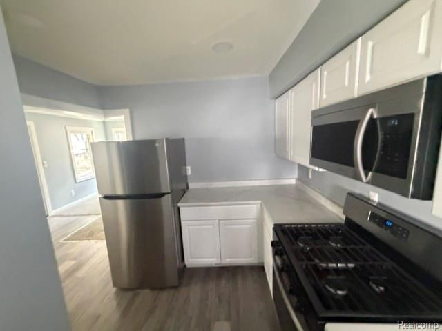 227 W Strathmore Avenue, Pontiac, MI 48340