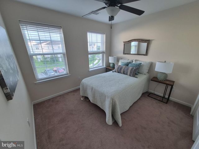 150 JENNY DR, Bear, DE 19701