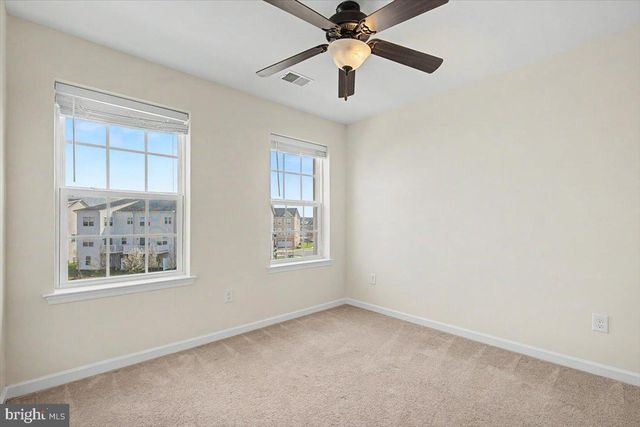 150 JENNY DR, Bear, DE 19701