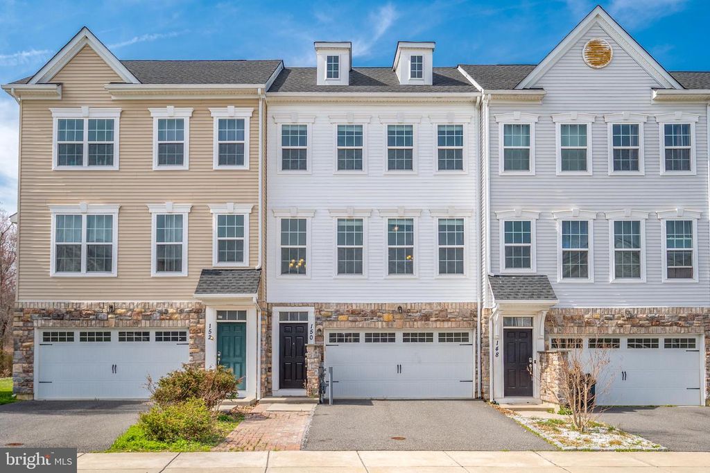 150 JENNY DR, Bear, DE 19701