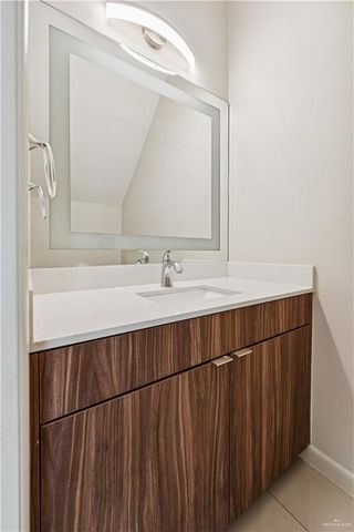 1201 E Olympia Avenue E 3, Mcallen, TX 78503