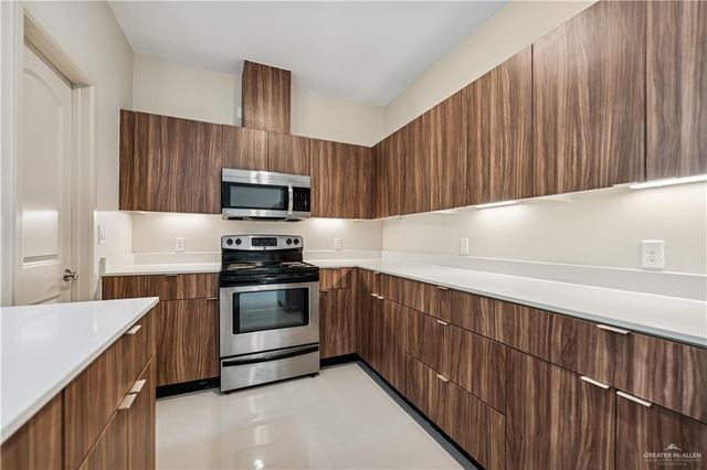 1201 E Olympia Avenue E 3, Mcallen, TX 78503