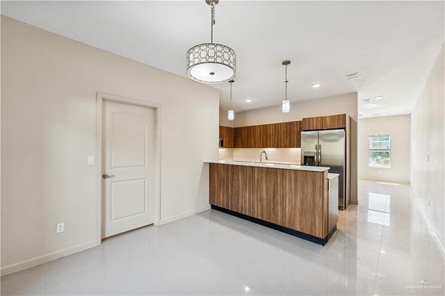 1201 E Olympia Avenue E 3, Mcallen, TX 78503