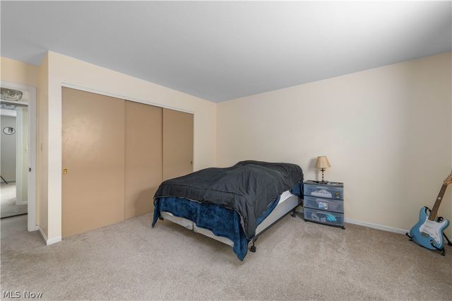 7005 Carriage Hill Drive 104, Brecksville, OH 44141