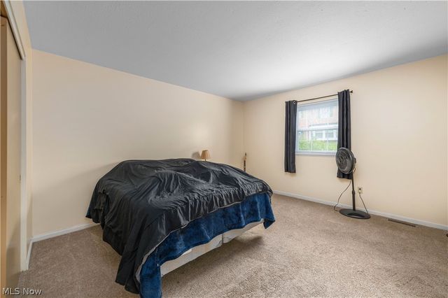 7005 Carriage Hill Drive 104, Brecksville, OH 44141