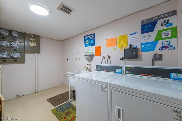 7005 Carriage Hill Drive 104, Brecksville, OH 44141