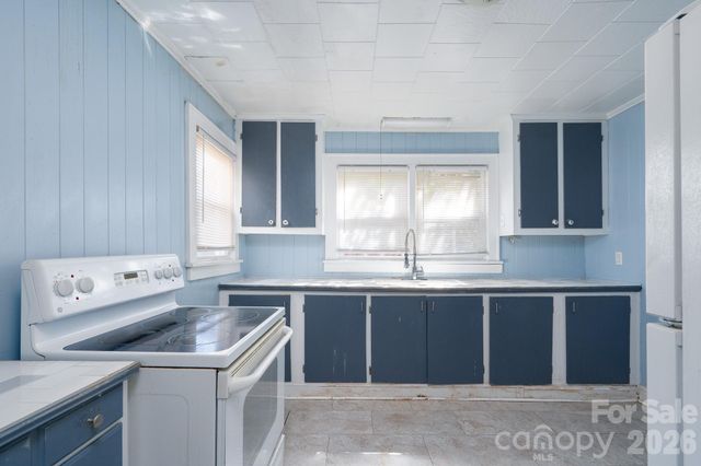 1823 2nd Street, Salisbury, NC 28144