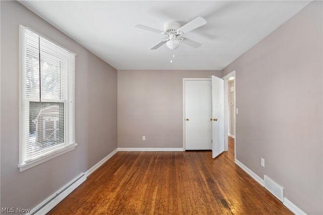 136 S Metzger Avenue, Rittman, OH 44270