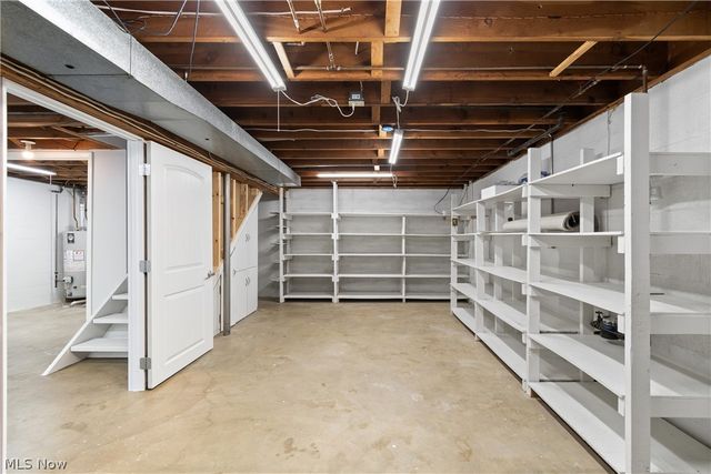 136 S Metzger Avenue, Rittman, OH 44270