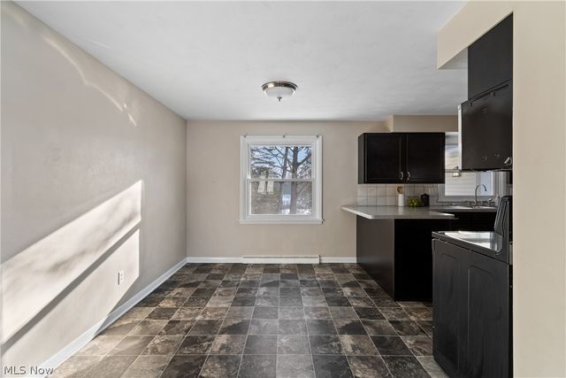 136 S Metzger Avenue, Rittman, OH 44270