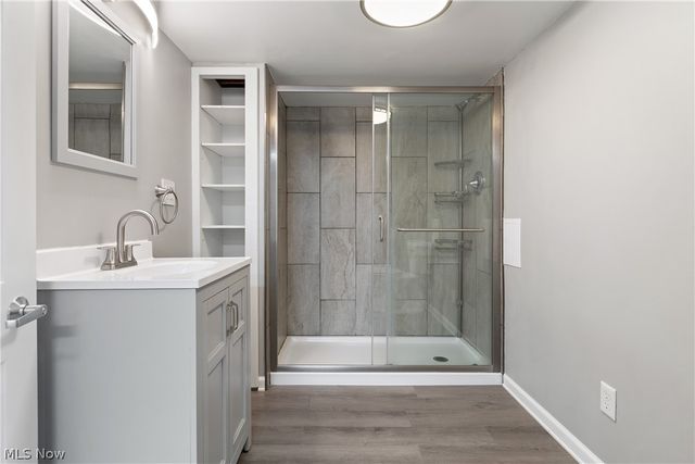 136 S Metzger Avenue, Rittman, OH 44270