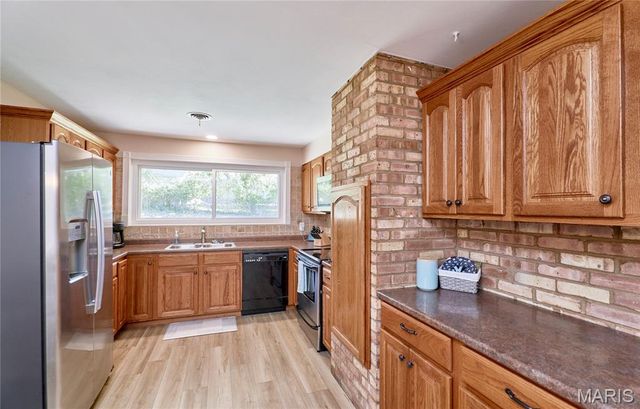 103 Calico Lane, Ballwin, MO 63011