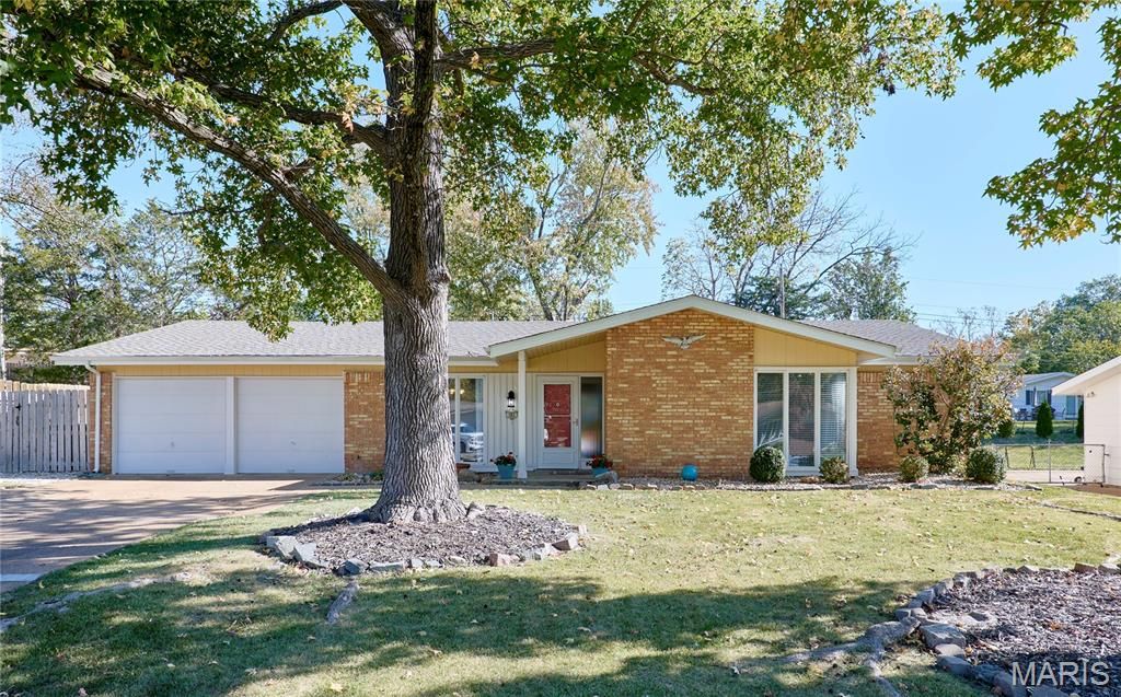 103 Calico Lane, Ballwin, MO 63011