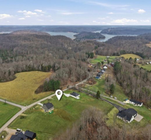 4104 Riley Creek Rd, Normandy, TN 37360