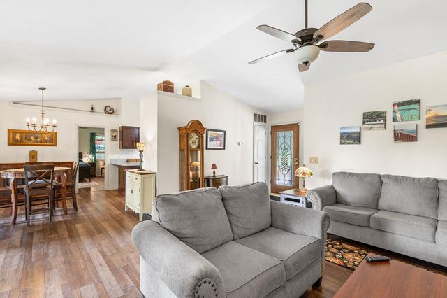 5147 Summerwood Lane, Young Harris, GA 30582