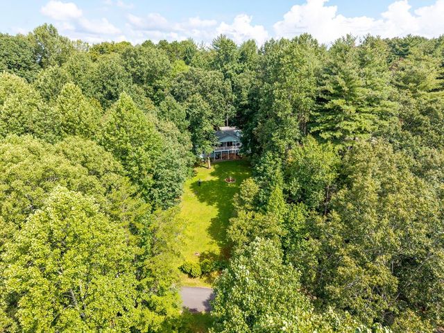 5147 Summerwood Lane, Young Harris, GA 30582