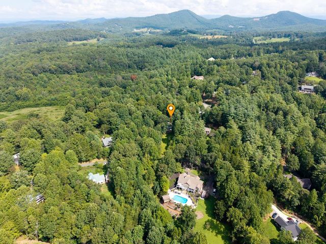 5147 Summerwood Lane, Young Harris, GA 30582