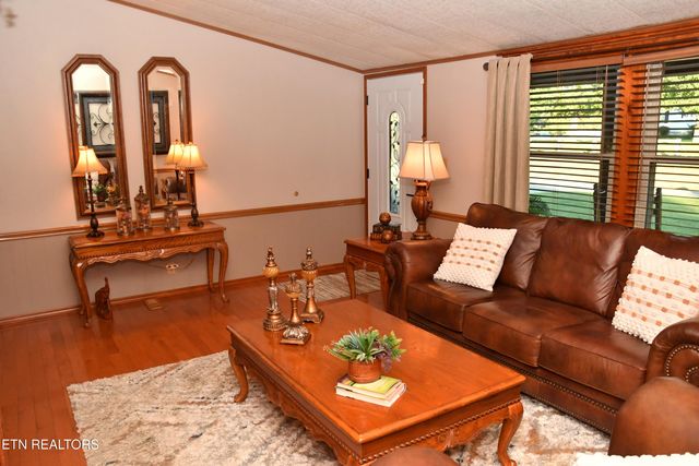 129 Lower Gibson Lane, Middlesboro, KY 40965