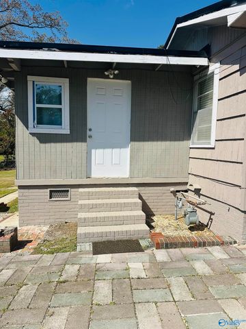 2004 Lookout Street, Gadsden, AL 35904