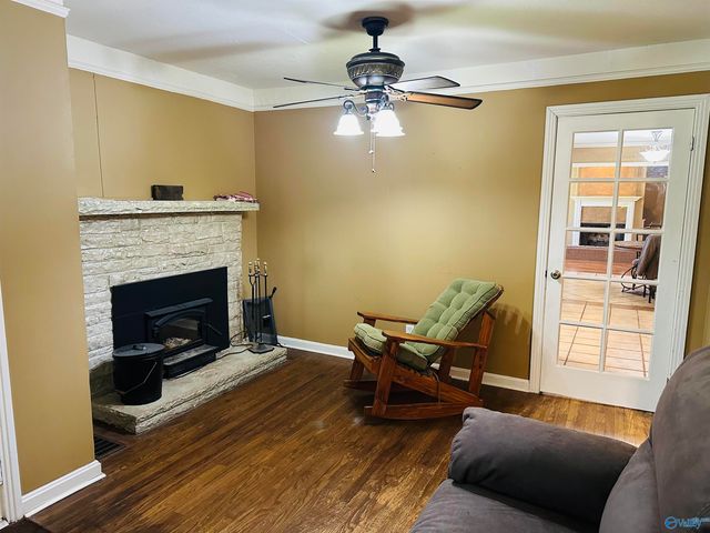 2004 Lookout Street, Gadsden, AL 35904