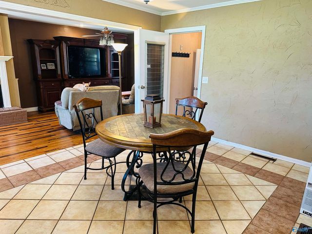 2004 Lookout Street, Gadsden, AL 35904