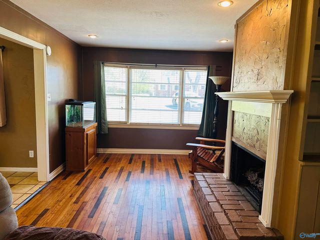 2004 Lookout Street, Gadsden, AL 35904