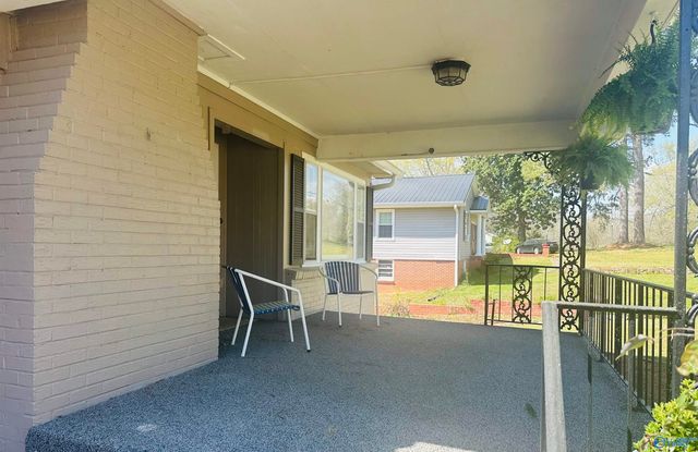 2004 Lookout Street, Gadsden, AL 35904