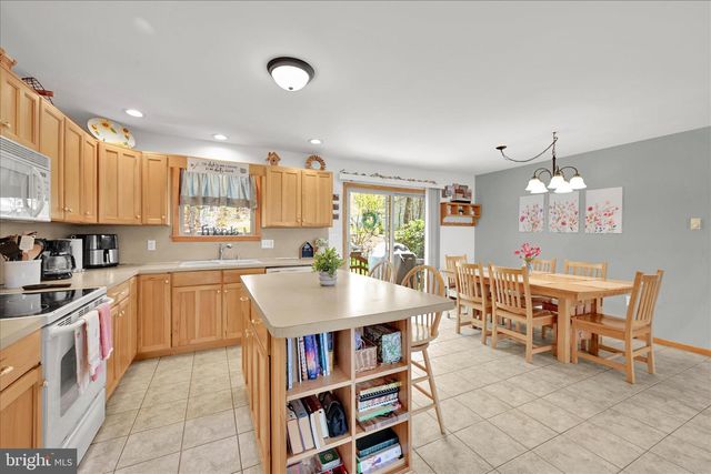 1144 CATAWISSA RD, Tamaqua, PA 18252