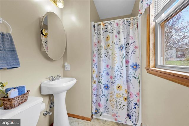 1144 CATAWISSA RD, Tamaqua, PA 18252
