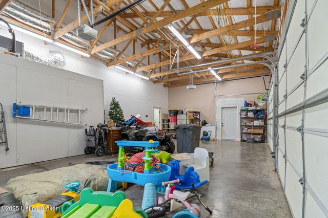 1750 Greens Chapel Rd, Bloomfield, KY 40008