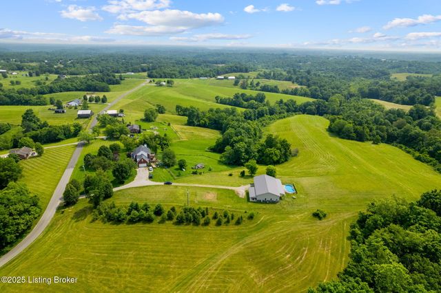 1750 Greens Chapel Rd, Bloomfield, KY 40008