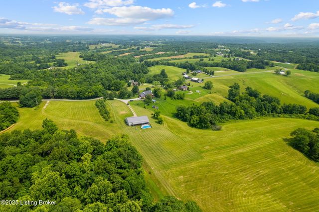 1750 Greens Chapel Rd, Bloomfield, KY 40008