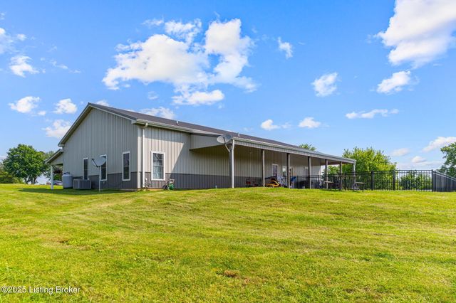 1750 Greens Chapel Rd, Bloomfield, KY 40008